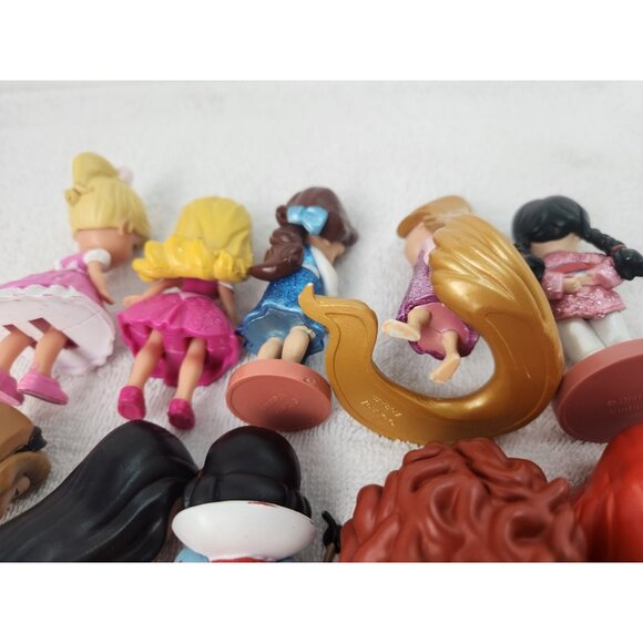 Lot of 10 Disney Animators Collection Mini Princess Doll Figures 3.5” - Picture 9 of 10
